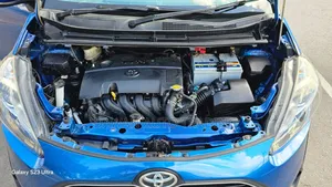 Toyota Sienta 2015 Blue