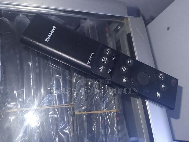 Samsung Flat Remote Control - main view