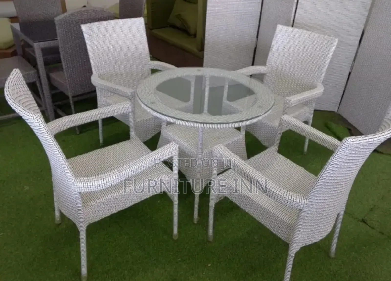 Beautiful Patio Outdoor Table and Chair Set