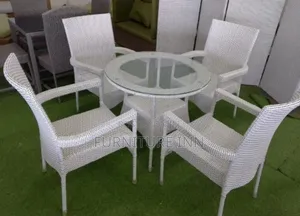 Beautiful Patio Outdoor Table and Chair Set