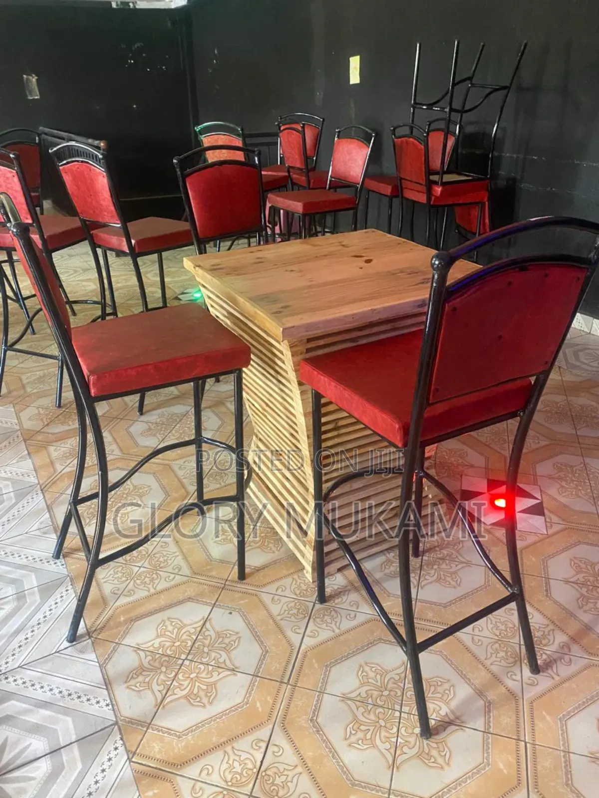 High Bar Restaurants And Bar Chairs Red