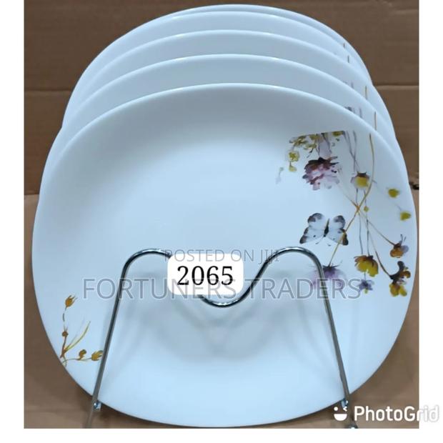 *A Set of 6 Square Dinner Plate