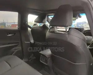 Toyota Harrier 2.0 4WD 2020 Black