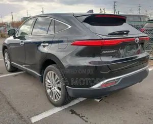 Toyota Harrier 2.0 4WD 2020 Black