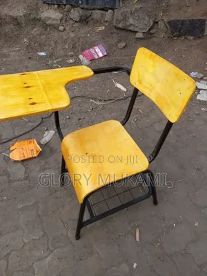 Lecturer Arm Chair College