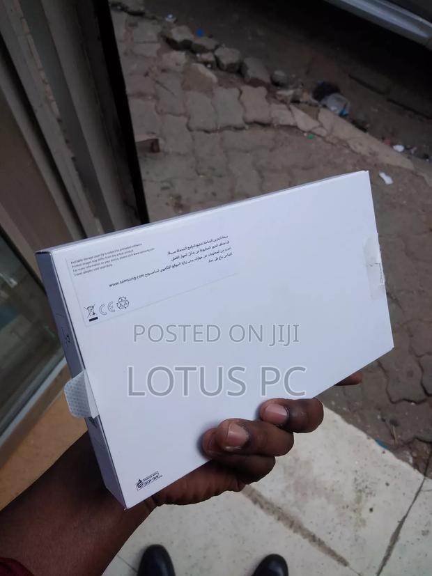 New Samsung Galaxy Tab A9 64 GB Silver - thumbnail 3