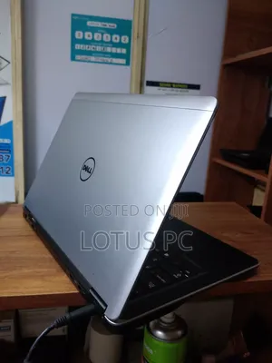 Laptop Dell Latitude 7400 8GB Intel Core I5 SSD 256GB