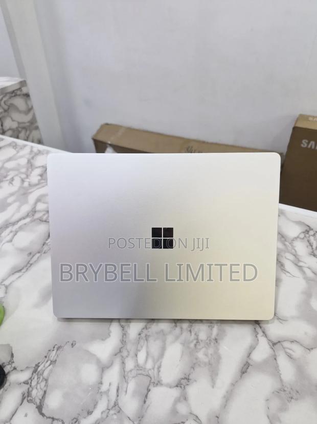 Laptop Microsoft Surface Go 8GB Intel Core I5 HDD+SSD 512GB - thumbnail 3