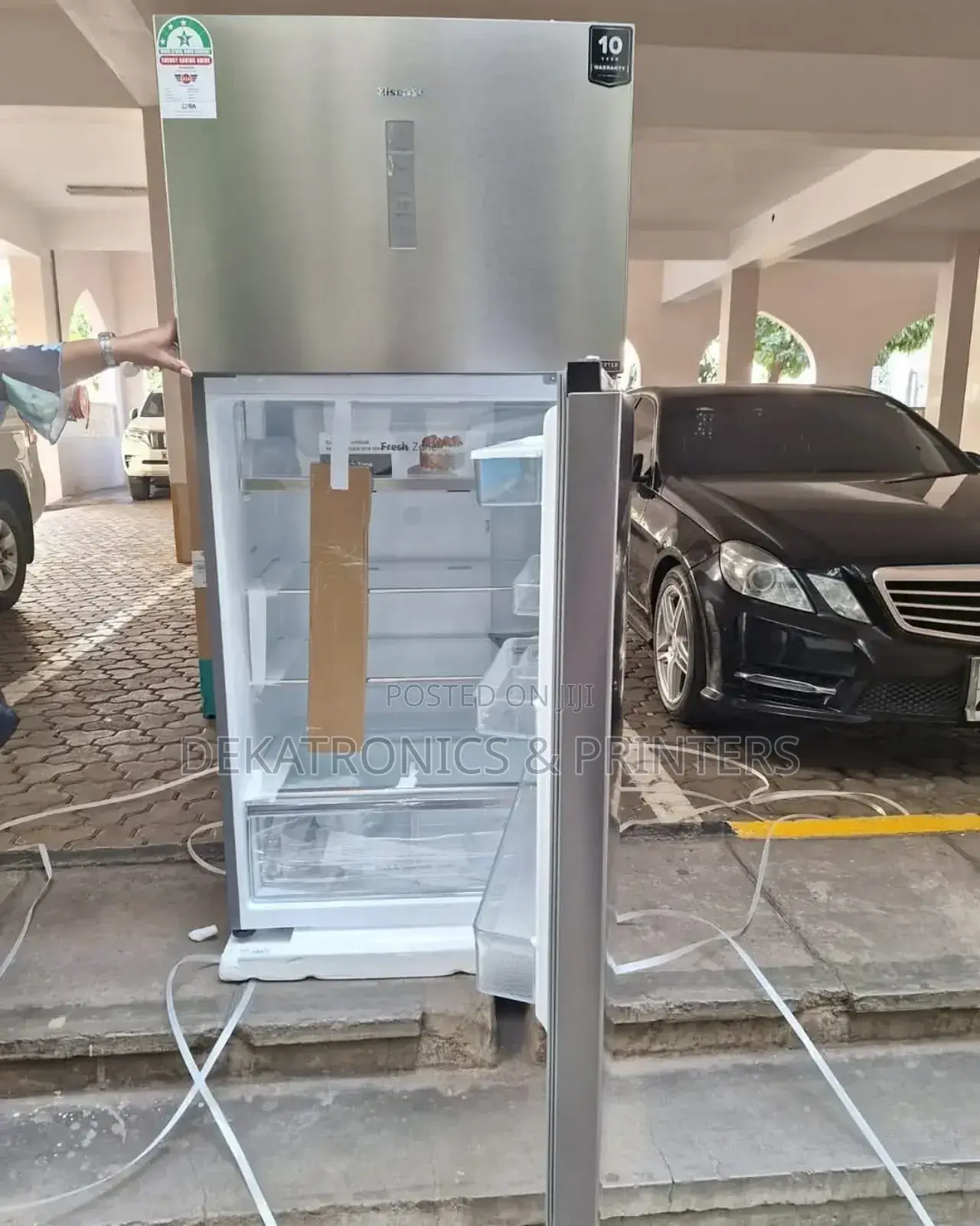 Hisense 510 Liters Fridge With Water Dispenser (Ref510dr)