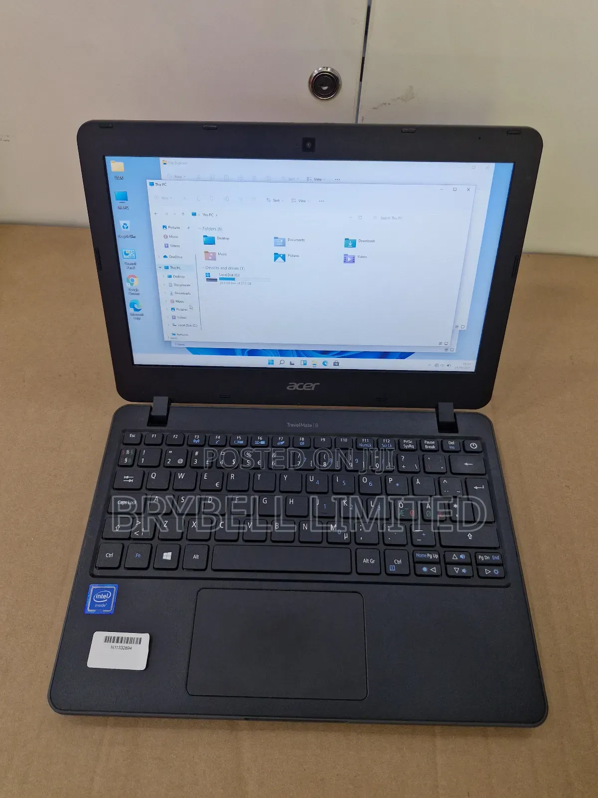 New Laptop Acer TravelMate B 4GB Intel Celeron HDD+SSD 72GB
