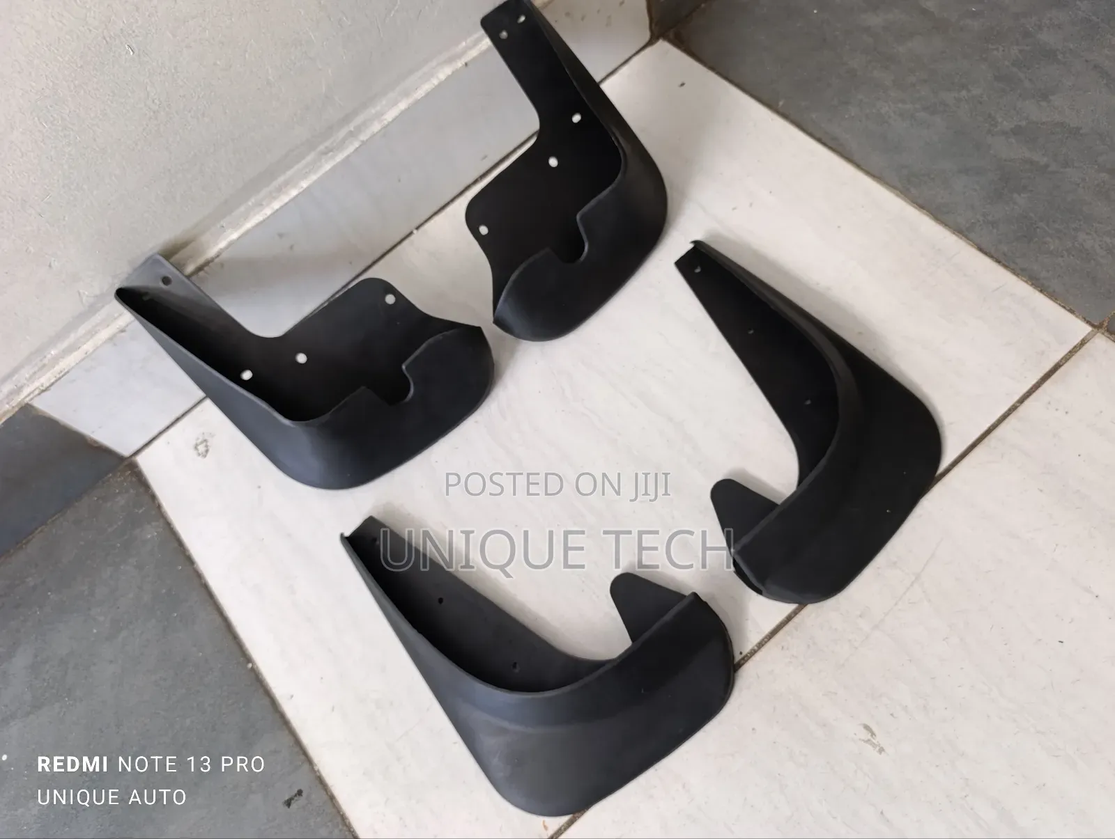 Universal Mud Guards – 4pcs Set for Small Hatchbacks