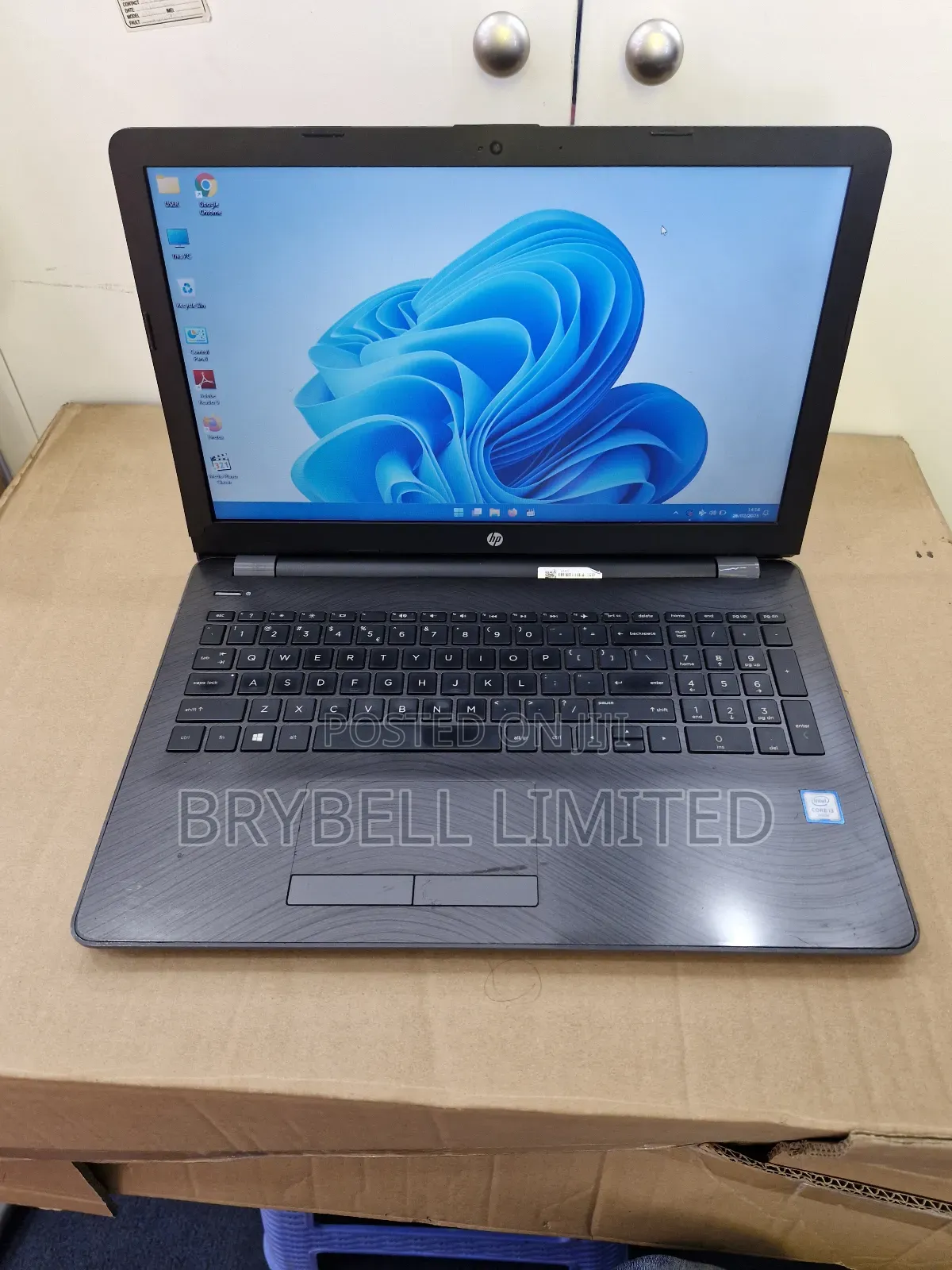 Laptop HP 250 G6 8GB Intel Core I3 HDD+SSD 256GB