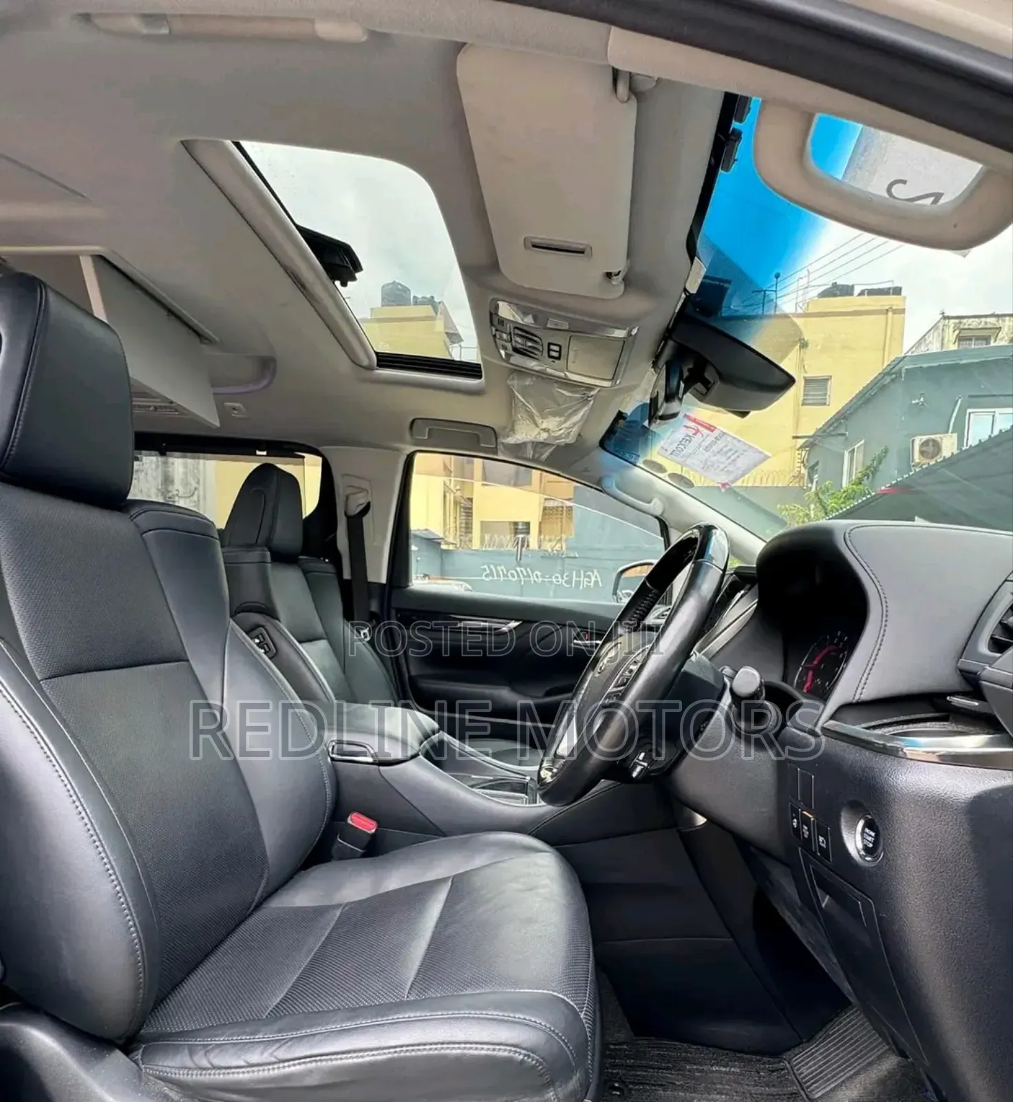 Toyota Alphard 2.5 Petrol AWD 2018 Pearl