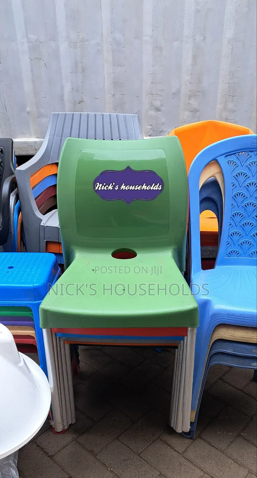 Jungle Green Plastic Chair, Plastic Chairs With Metallic Leg