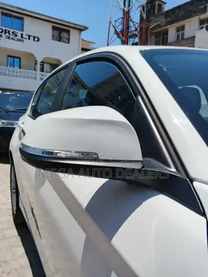 New BMW 118i 2018 White