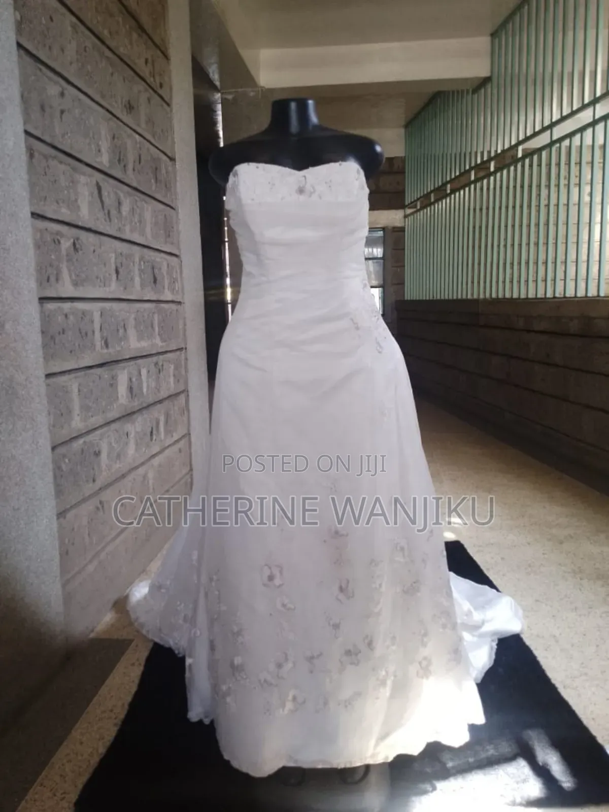 Ex Uk Wedding Gown