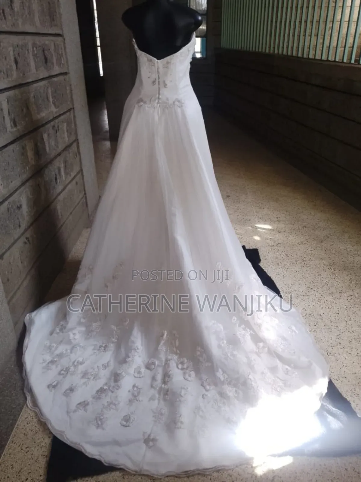 Ex Uk Wedding Gown