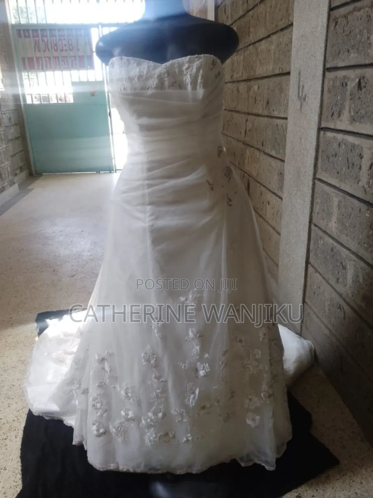 Ex Uk Wedding Gown