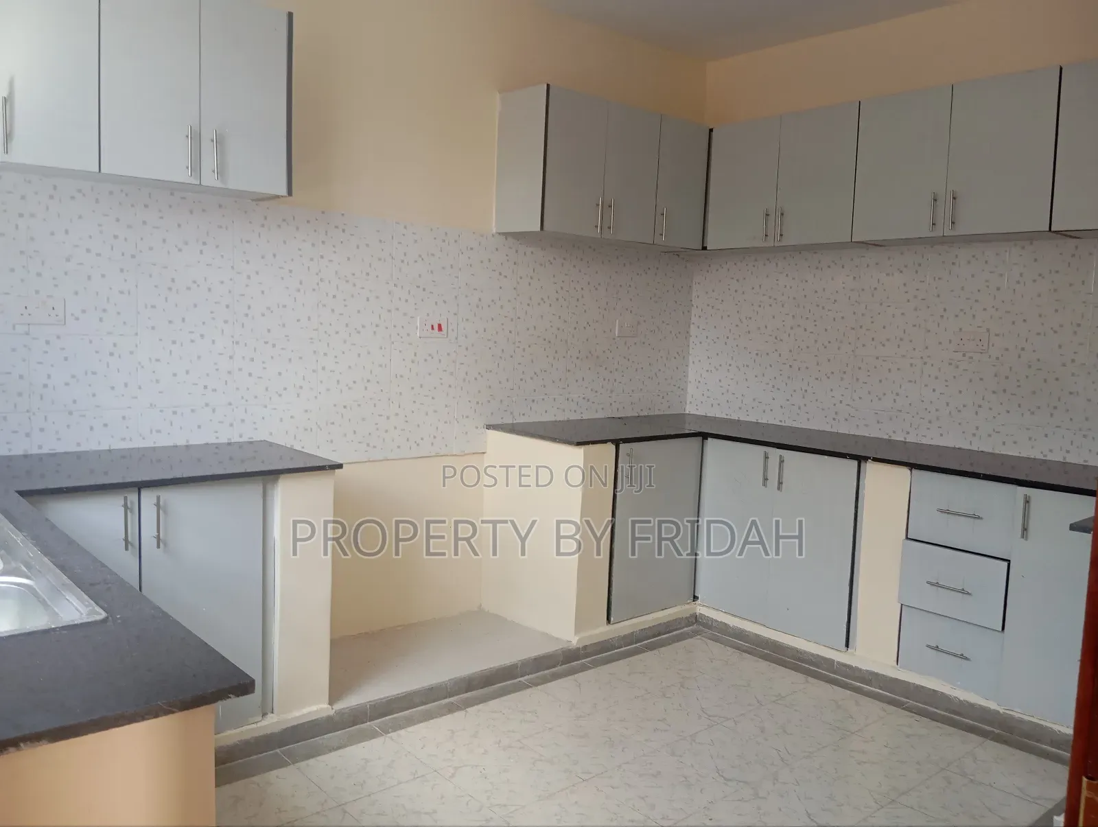 4bdrm Mansion in Kitengela for rent