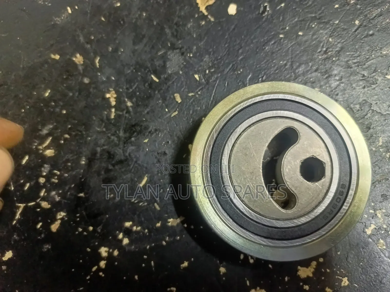 Tensioner Pulley Suzuki Every