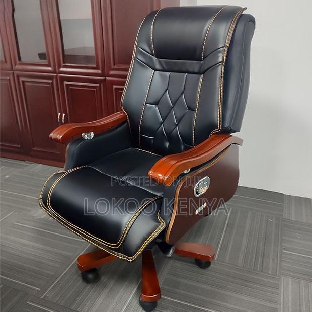 Office Chair: Executive Leather Office Chair