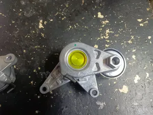 Tensioner Suzuki Ro6a