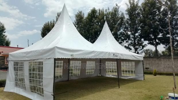 100 Seater 2-Peak Tent - thumbnail 3
