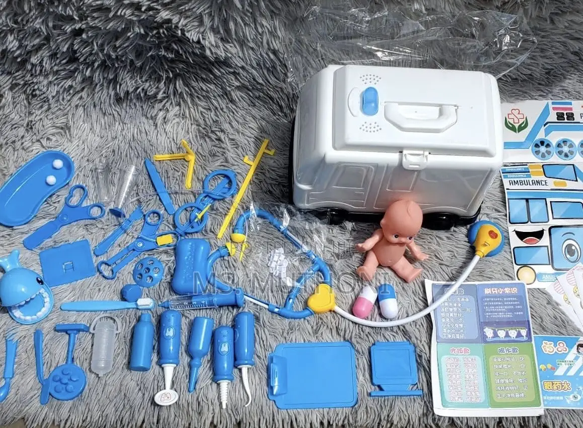 45 Pc Doctor Toy Set*