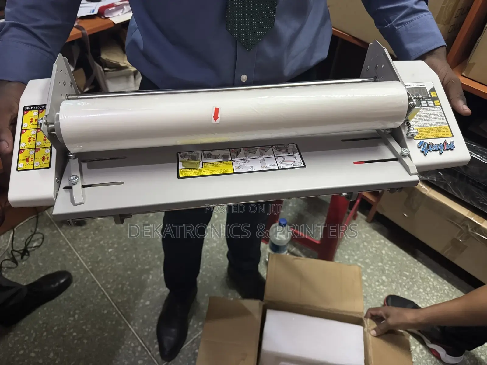 A2 Size Electric Hot and Cold Lamination Machine