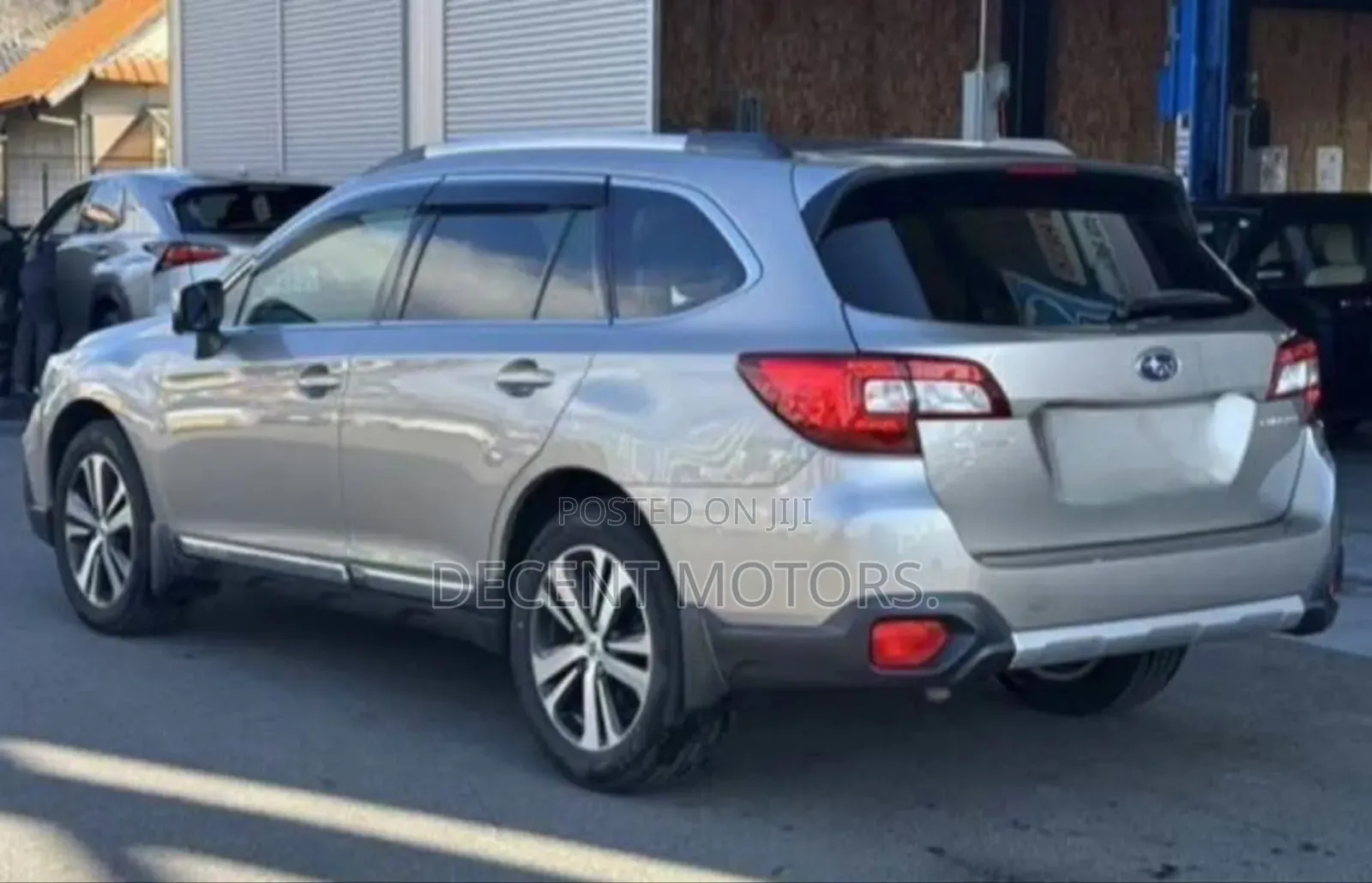 Subaru Outback 2.5i Premium AWD 2018 Gold