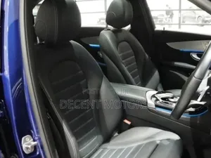 Mercedes-Benz GLC-Class 2019 Blue