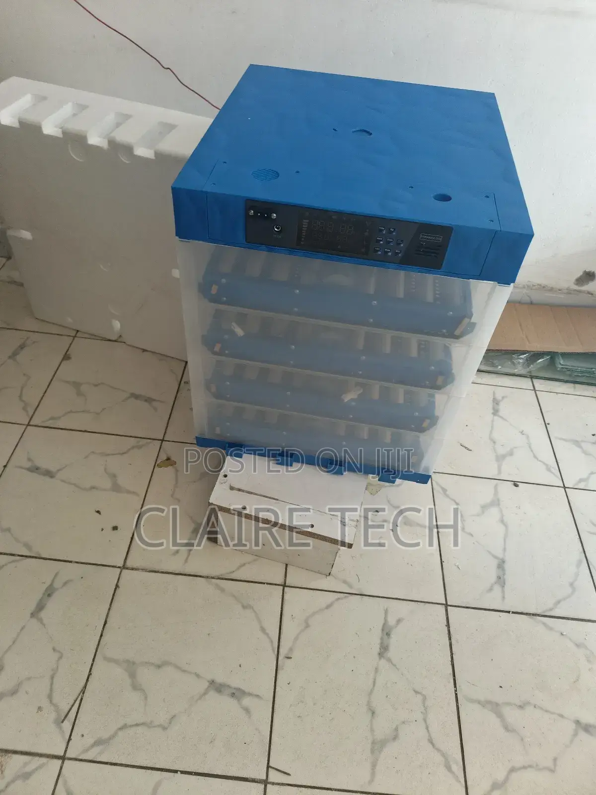 256eggs Incubator With Candler