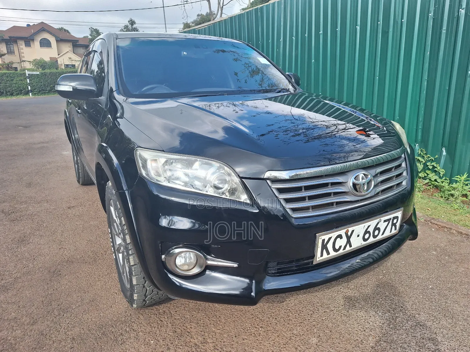 Toyota Vanguard 2012 Black
