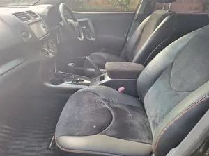 Toyota Vanguard 2012 Black