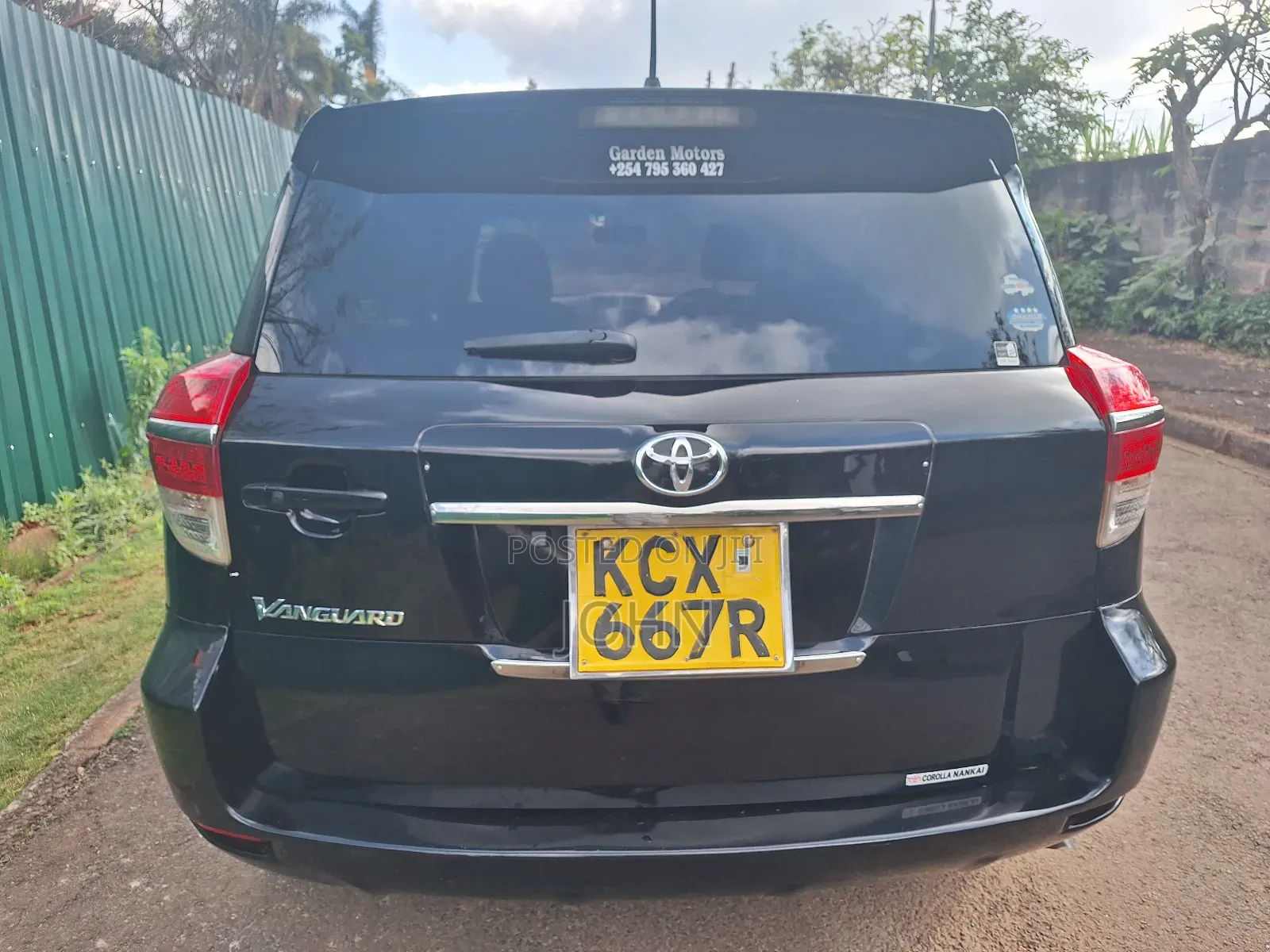 Toyota Vanguard 2012 Black