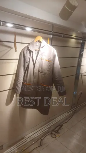 Clothes Display Shop Hungers