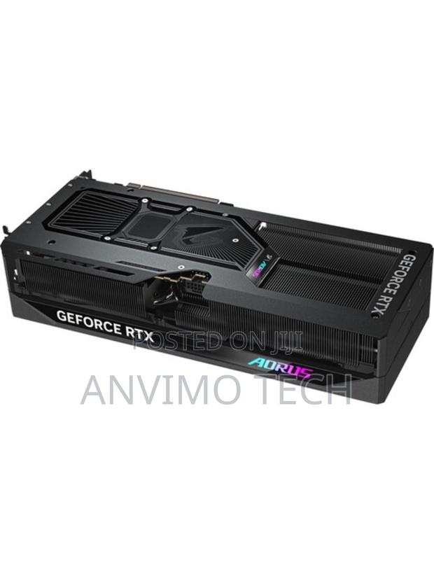 Gigabyte Geforce RTX 5070 Aorus Master Graphics Card - thumbnail 4