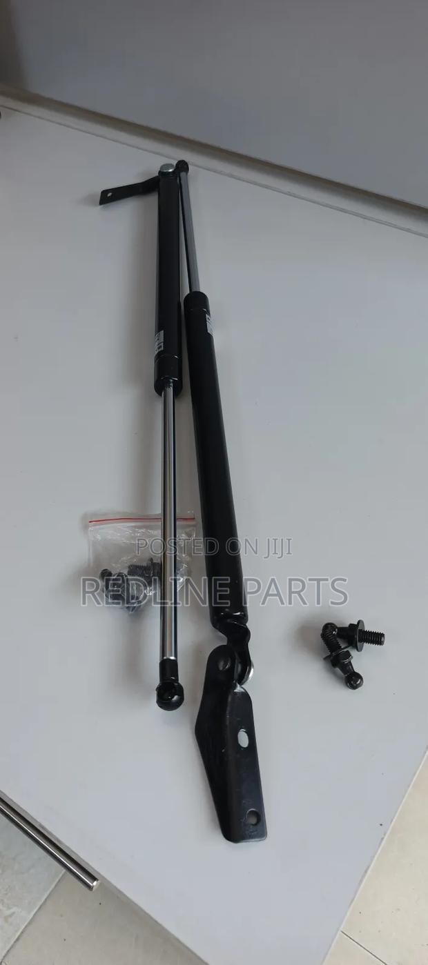 Subaru Legacy Bp5/Outback Bp9 Tailgate/Boot Shocks - thumbnail 2