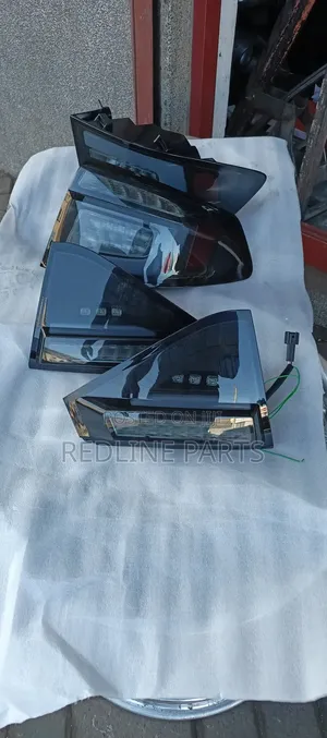 Subaru Impreza N14 Hatchback Tail Lights by Spyder Usa