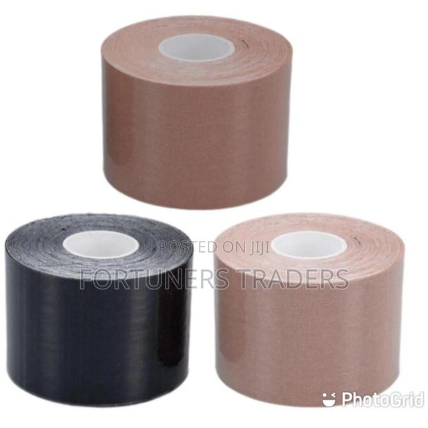 Self Adhesive Boobtape Roll for Breast Lift - thumbnail 2