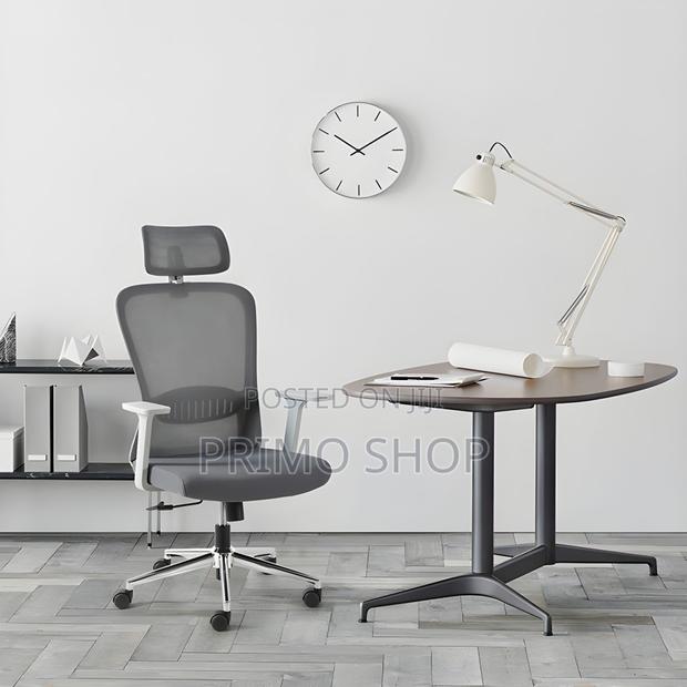 Office Chairs: Office Mesh High Back Ergonomic Posture Chair - main view