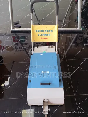 Escalator Cleaner Sc- 450