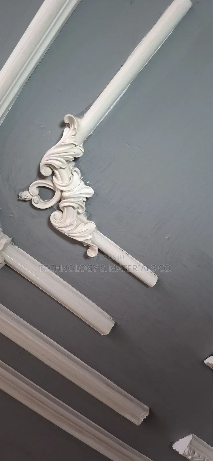 Wainscoting Flowers