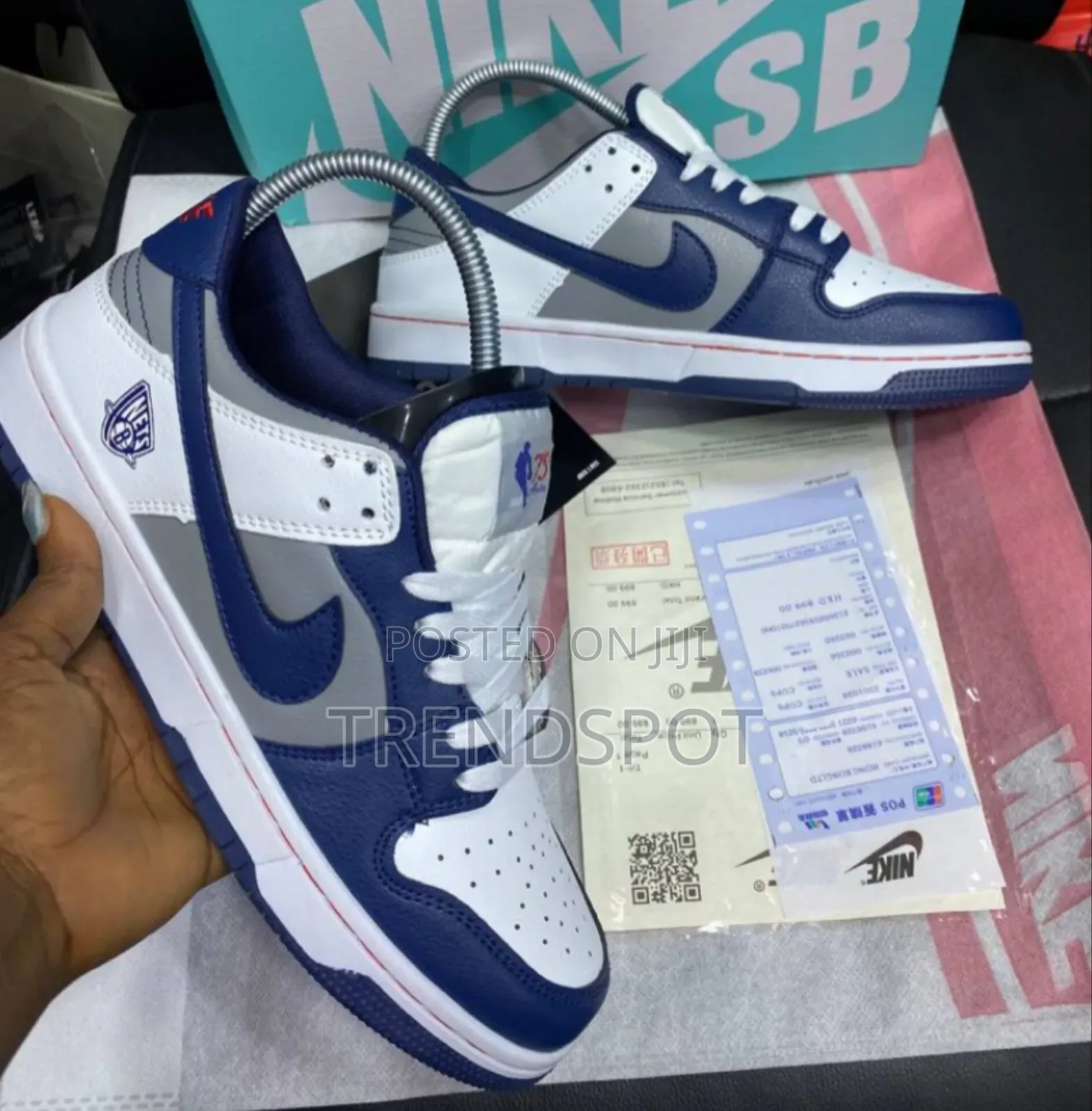 Nike Sb Dunks
Sizes 36-45
3300/=