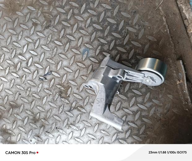 Toyota Prado 150 2tr Tensioner - main view