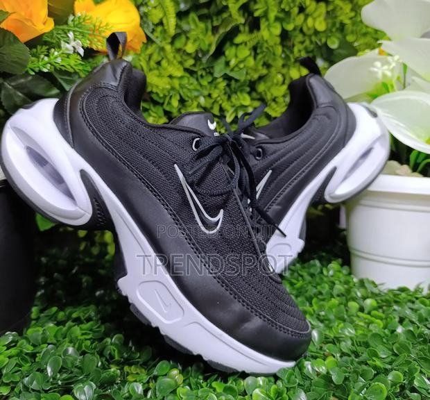 Nike Airmax Portal Black White - main view
