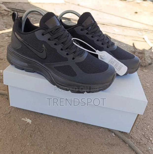 Nike Air Zoom - main view