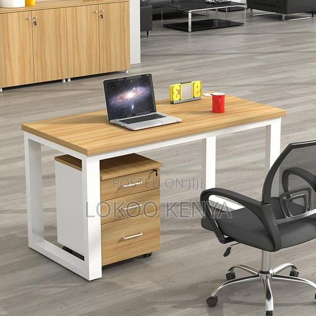 Office Desk: Modern 2-Way Office Workstation - thumbnail 2