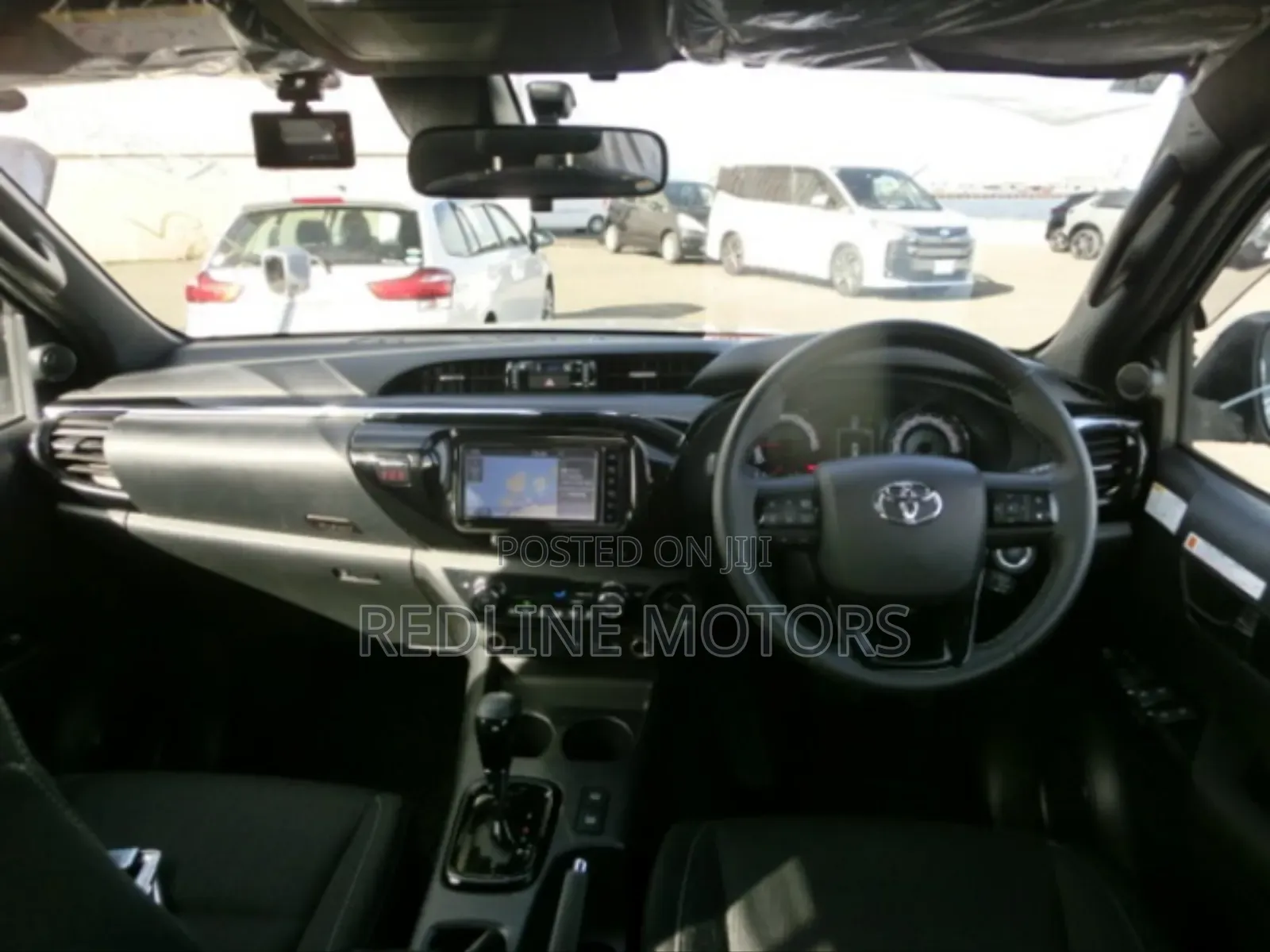 Toyota Hilux 2019 Silver