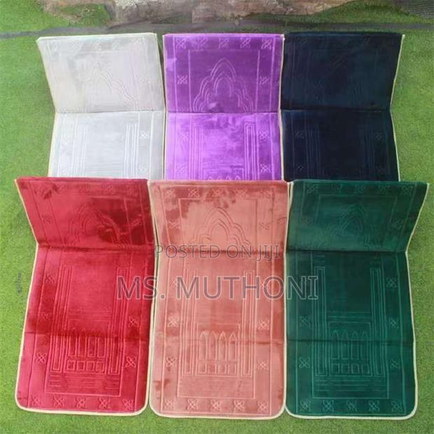 Portable Foldable Prayer Mat/Backrest Prayer Mat - thumbnail 2